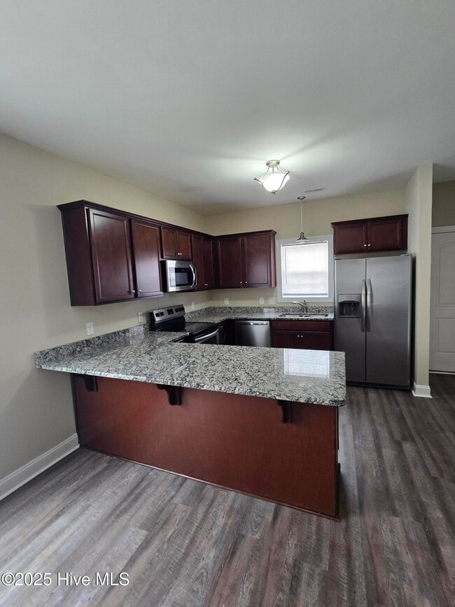 Building Photo - 3905 Granada Dr