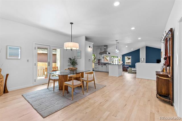 Building Photo - 1065 S Race St