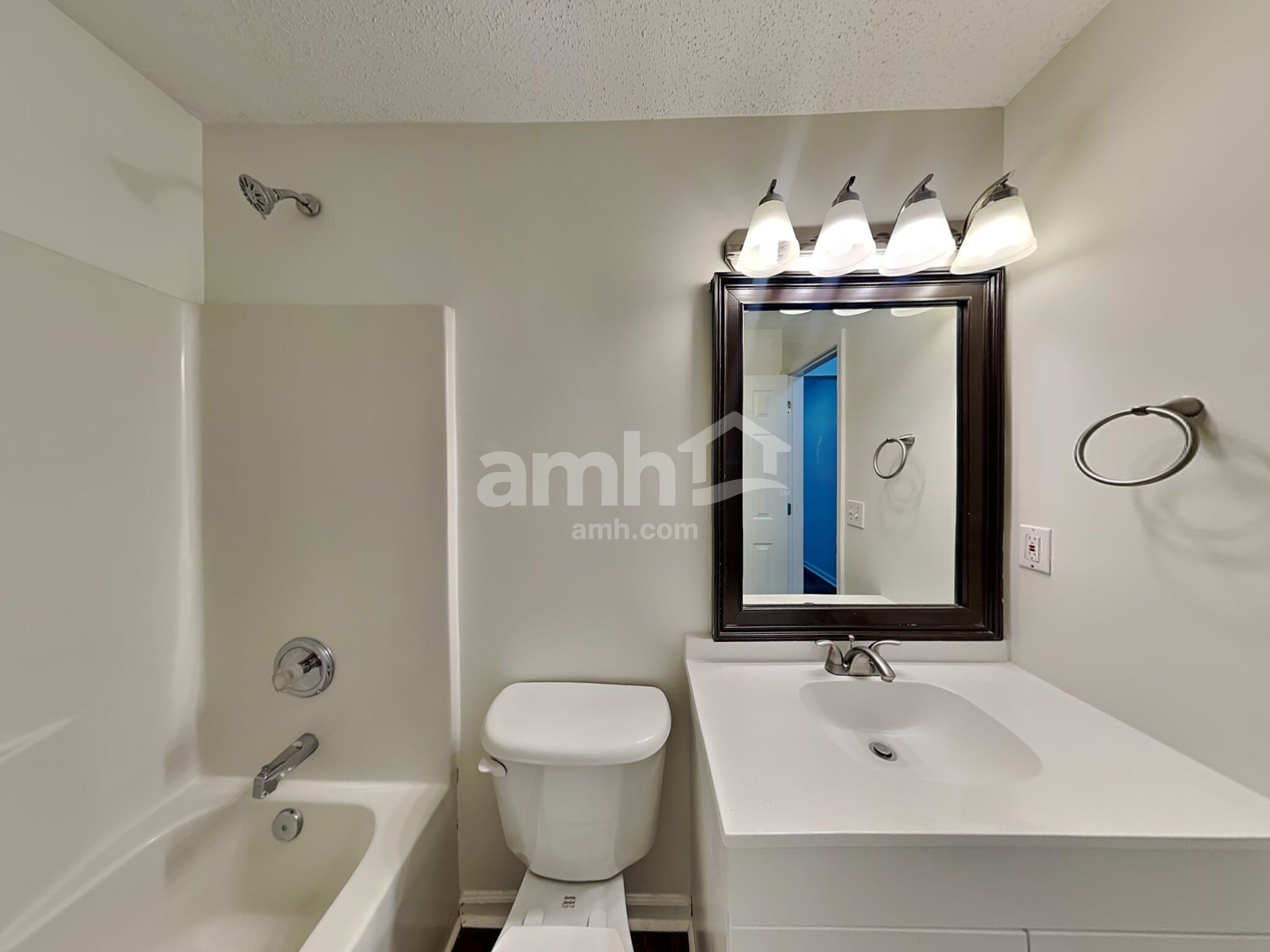 Building Photo - 1031 Sparrow Valley Way