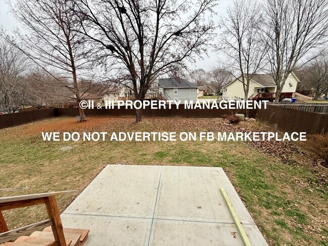 Building Photo - 1213 NE Ball Dr