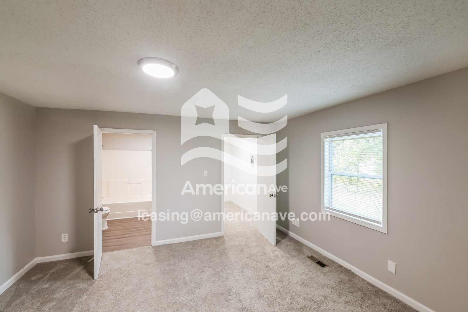 Building Photo - 2510 4th St E