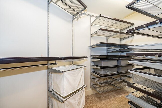 Building Photo - 260 S Osceola Ave