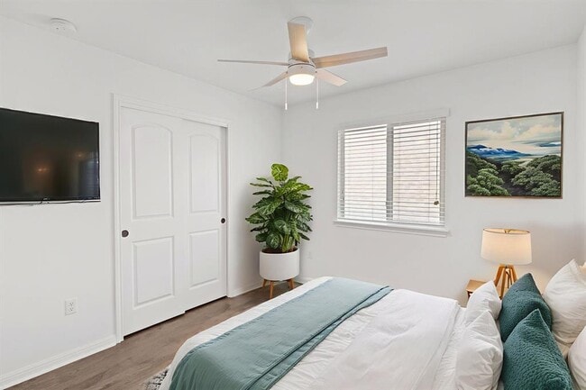 Building Photo - 10906 Bruneau Trail