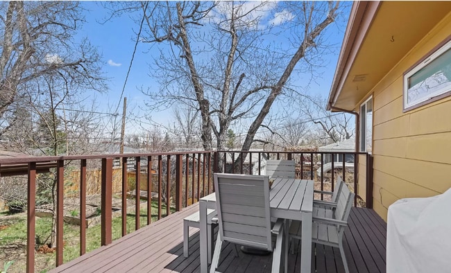 Building Photo - 4555 Brookfield Dr