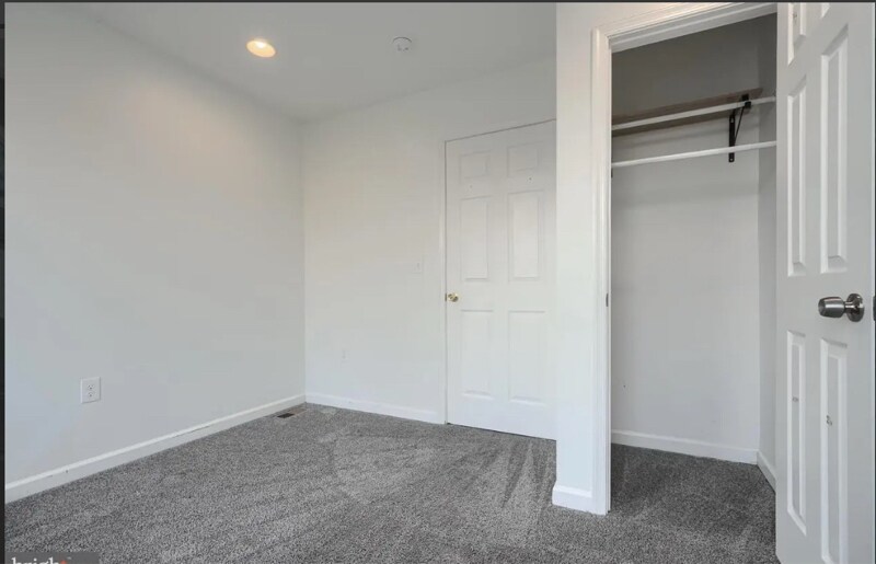 Building Photo - 930 Washington Blvd