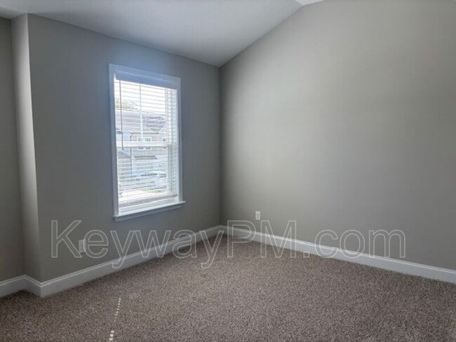 Building Photo - 2065 Denmark Ave SE