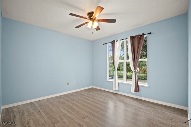 Building Photo - 11530 Villa Grand