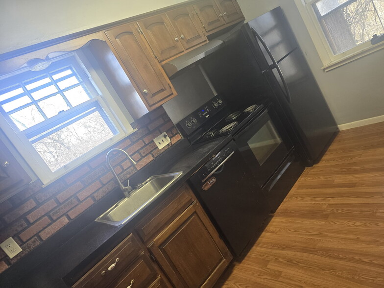 Kitchen - 8330 Clough Pike