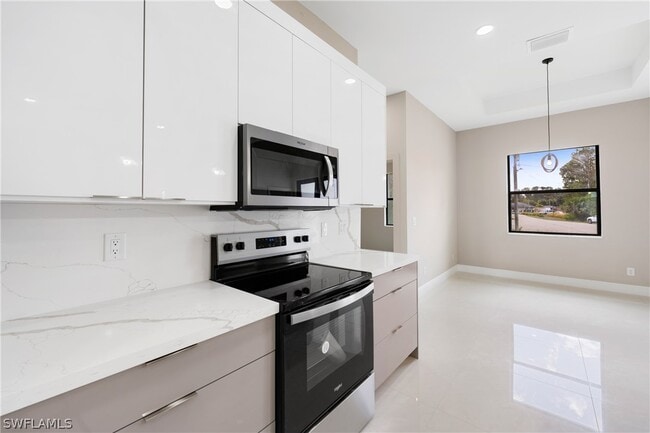 Building Photo - 630 Loleta Ct