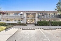 Building Photo - 654 Avenida Sevilla