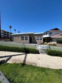 Building Photo - 750