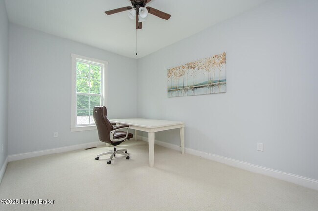 Building Photo - 6209 Applegate Ln