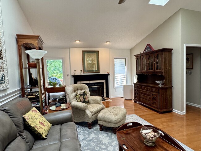 Building Photo - 116 Agoli Way