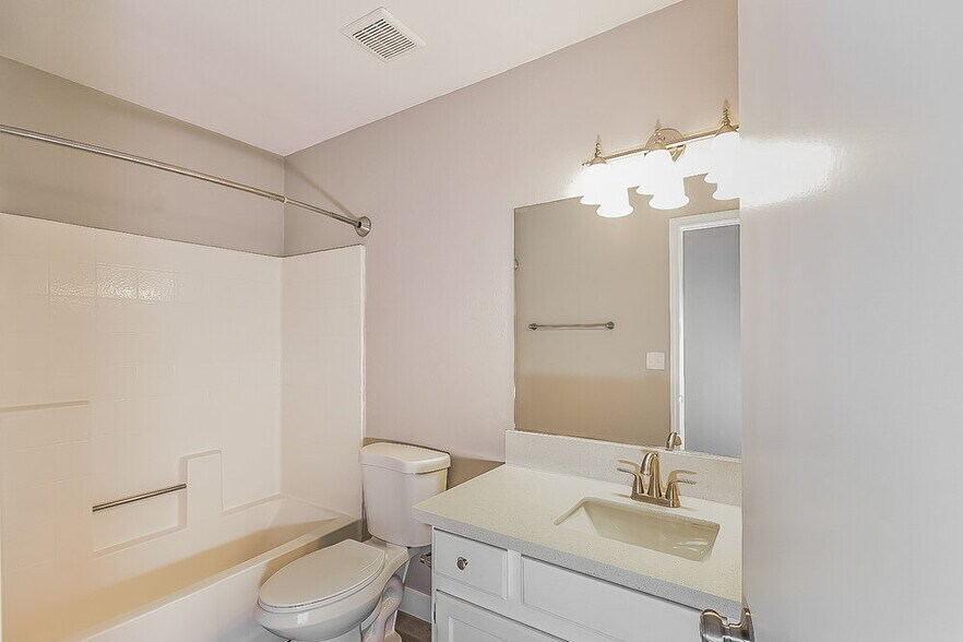 Building Photo - 4007 Mystic Canyon Ct