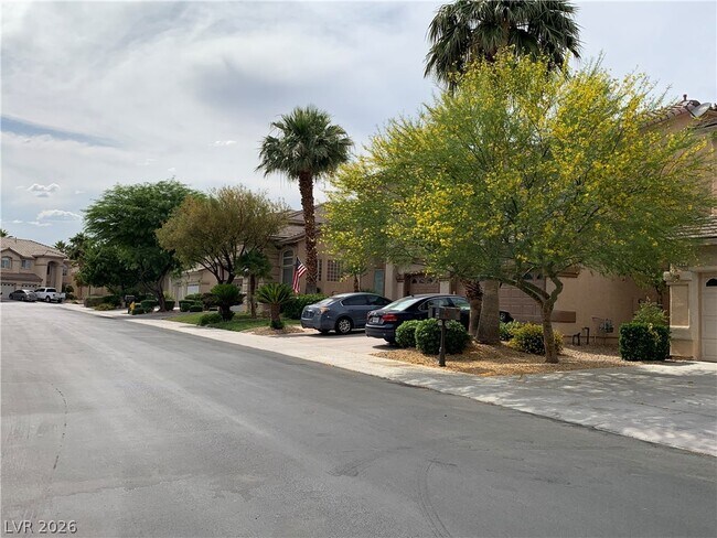 Building Photo - 294 Powerbilt Ave