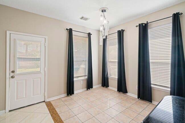 Building Photo - 13403 Scarab Dr