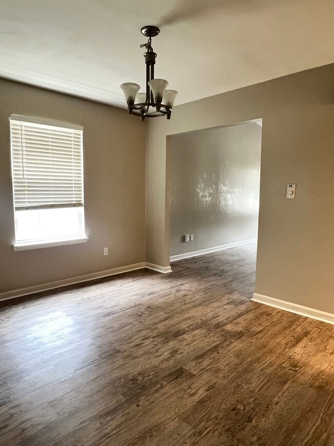 Building Photo - 4108 Mission Trace Blvd