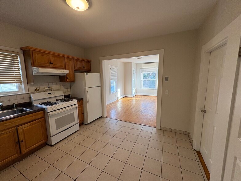 Building Photo - 24 Washington Ave