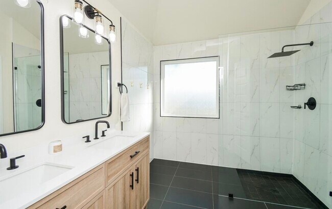 Building Photo - 20115 Towering Cypress Dr