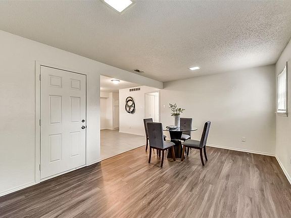 Building Photo - 8209 Ferguson Rd