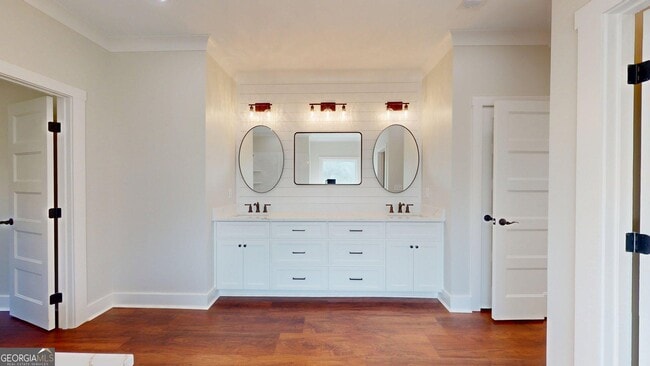 Building Photo - 53 Jericho Ln