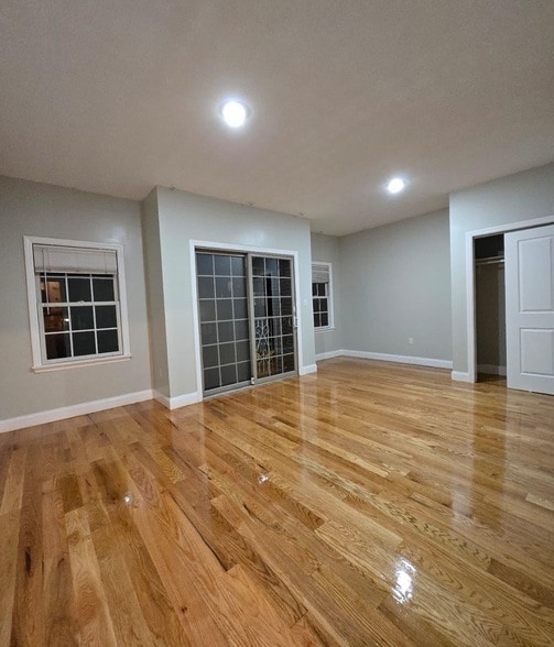 Building Photo - 190 Arlington Ave