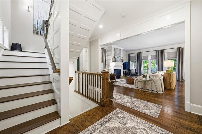 Building Photo - 1295 Cumberland Rd NE