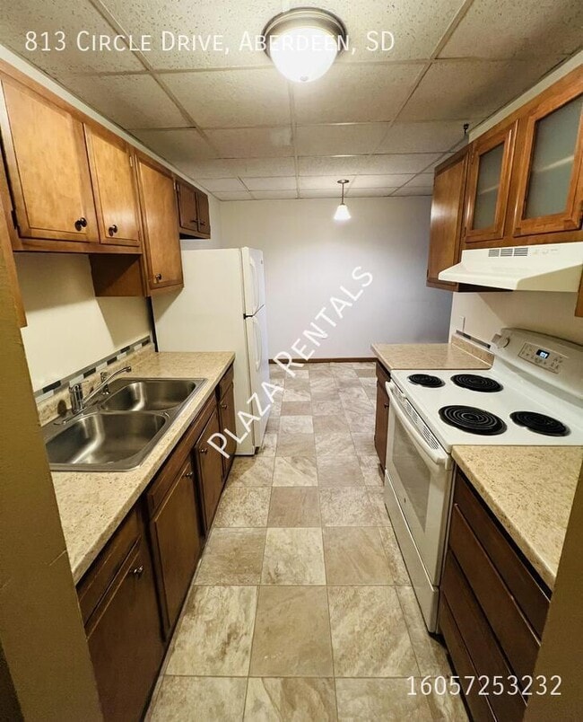 Primary Photo - 505 S Washington St