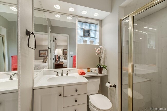 Building Photo - Beautiful Ranch in Belcaro Neighborhood