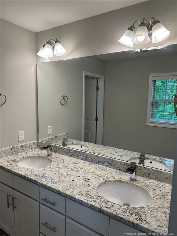 Building Photo - 919 Carolina Ave