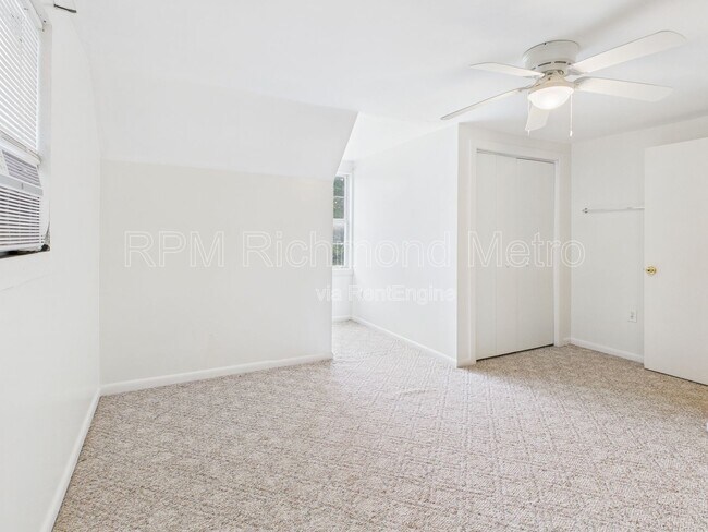 Building Photo - 106 Marbleridge Rd