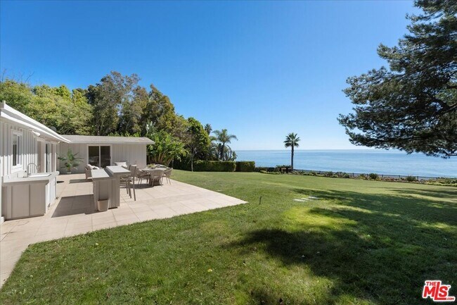 Building Photo - 32440 Pacific Coast Hwy