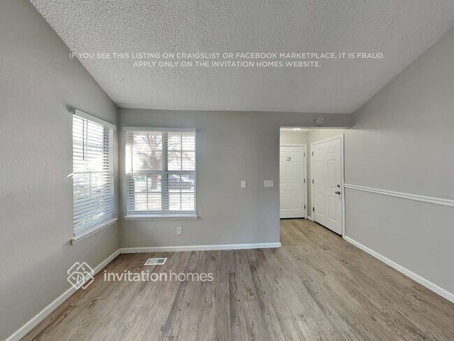 Building Photo - 1162 W 132nd Pl