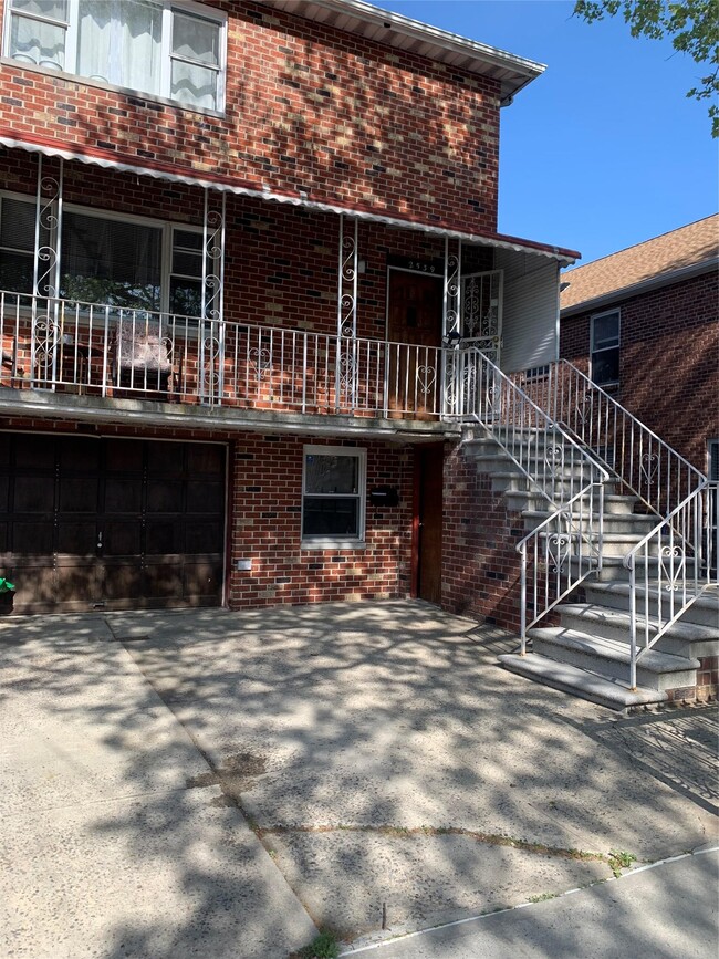 Building Photo - 2539 Lurting Ave