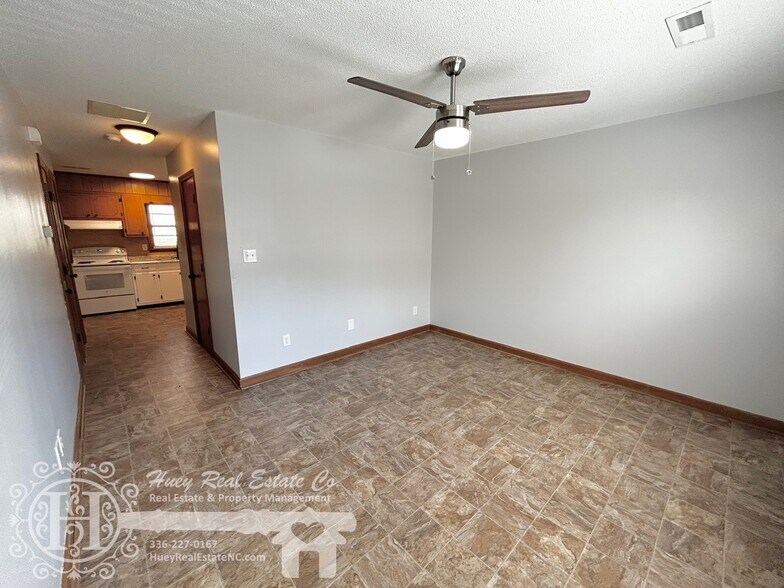 Building Photo - 296 7th St