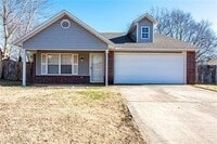 Building Photo - 1132 Nelson Dr