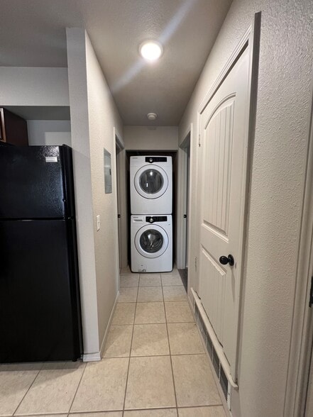 Building Photo - 2950 Mc Clelland Blvd