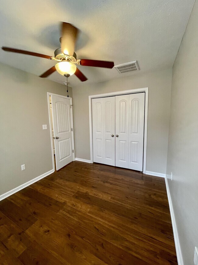 Building Photo - 211 Portico Street