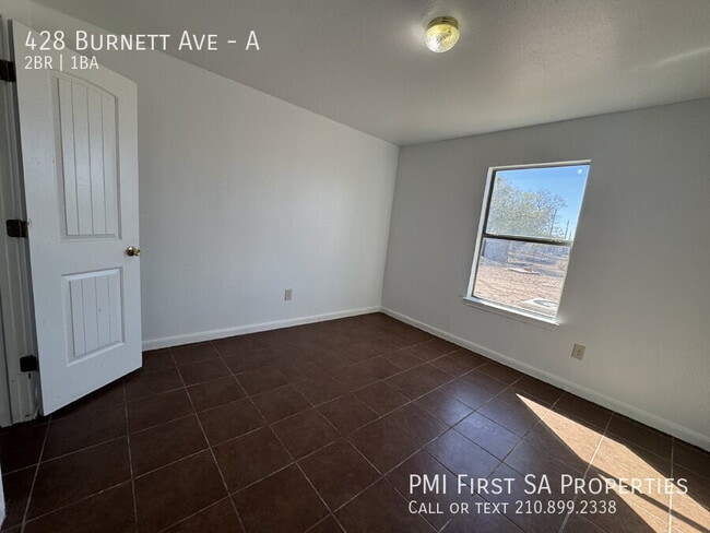 Building Photo - 428 Burnett Ave