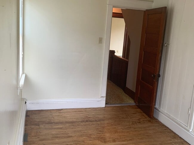 Building Photo - Dallastown SD 3 Bedroom House-Yard, Parking