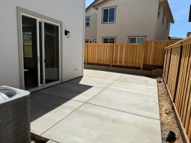 Building Photo - Brand New Desirable One Lake Subdivision -...