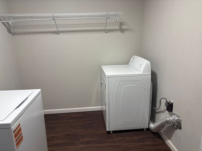 Building Photo - 2401 Boykin Rd