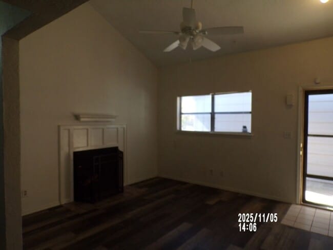 Building Photo - Close to Fort Sill, East side neighborhood