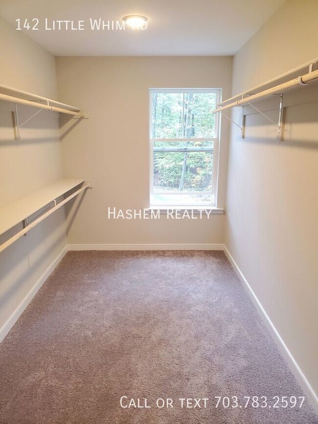 Building Photo - 142 Little Whim Rd