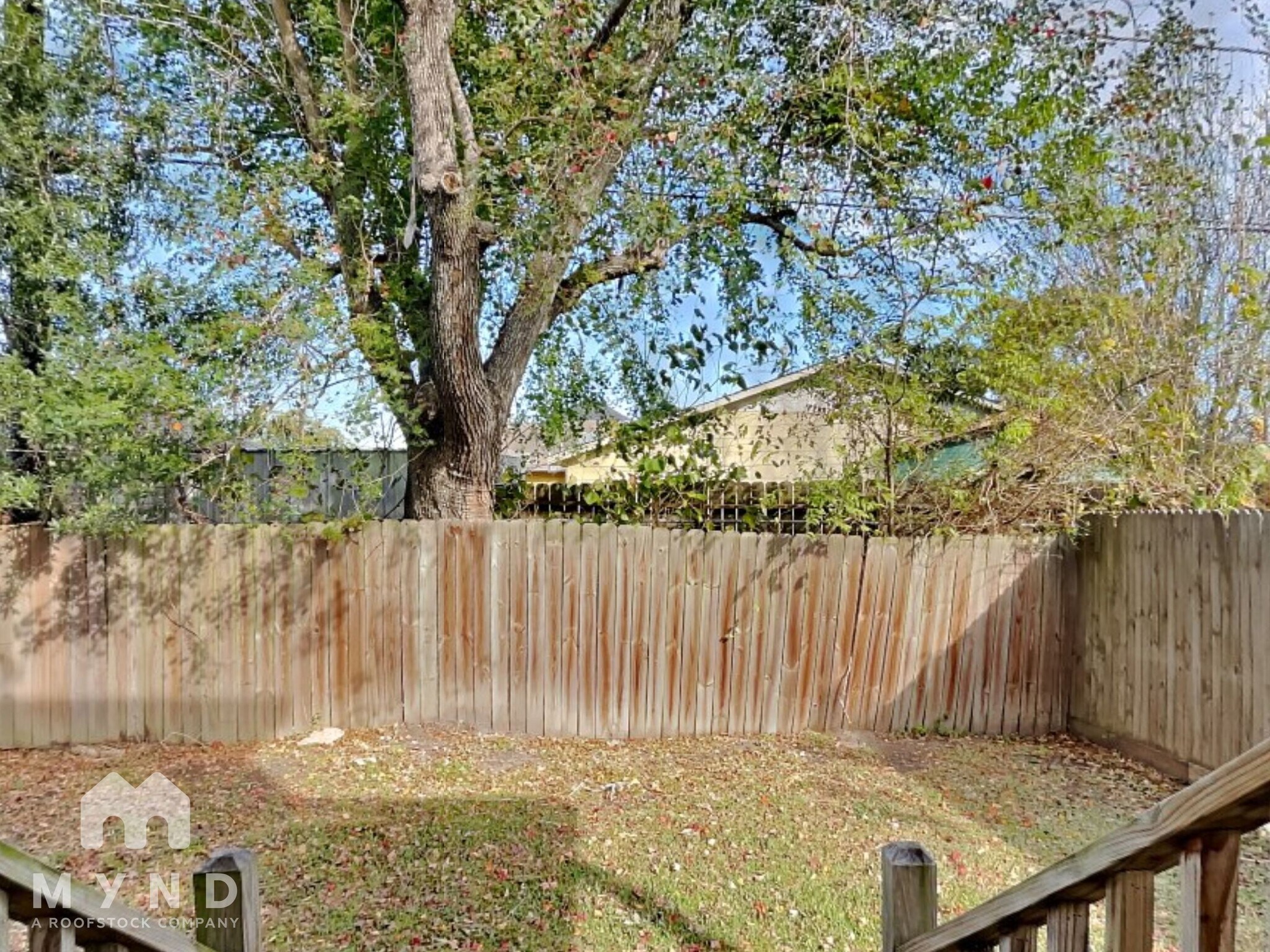 Building Photo - 5003 Higgins St