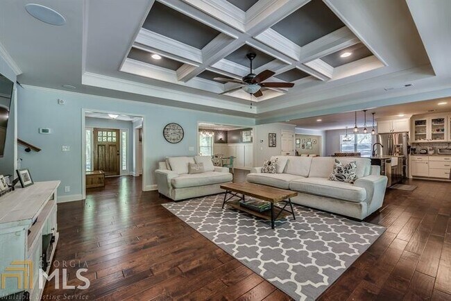Building Photo - 7585 Spalding Ln