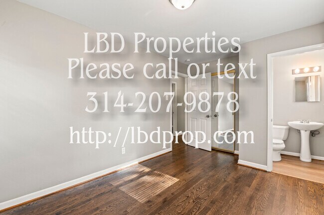 Building Photo - 490 St Marie St