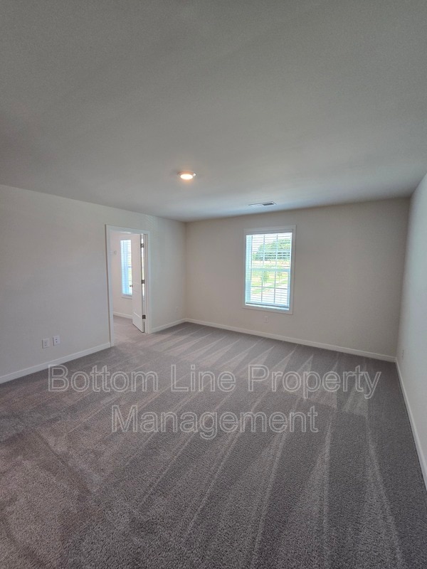 Building Photo - 2000 Harlequin Dr