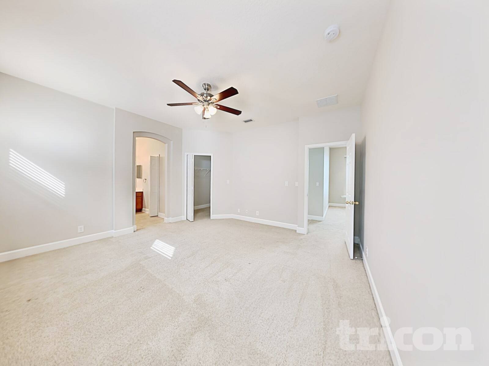 Building Photo - 614 Ravenshill Way