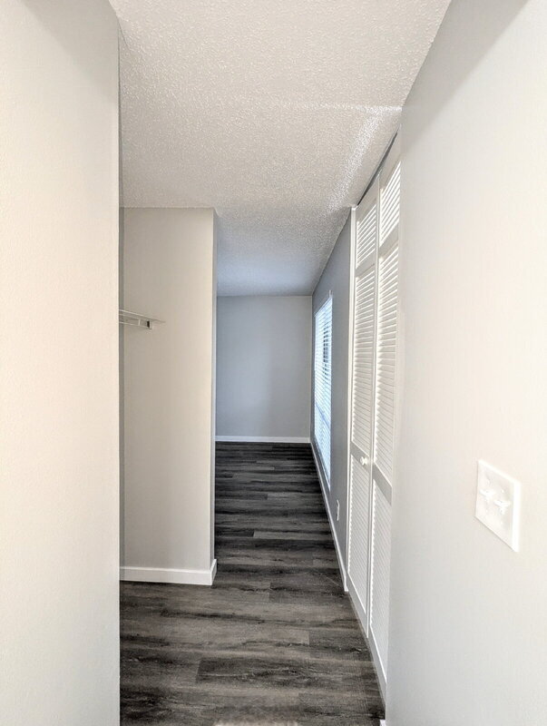 Building Photo - 4001 S Beneva Rd